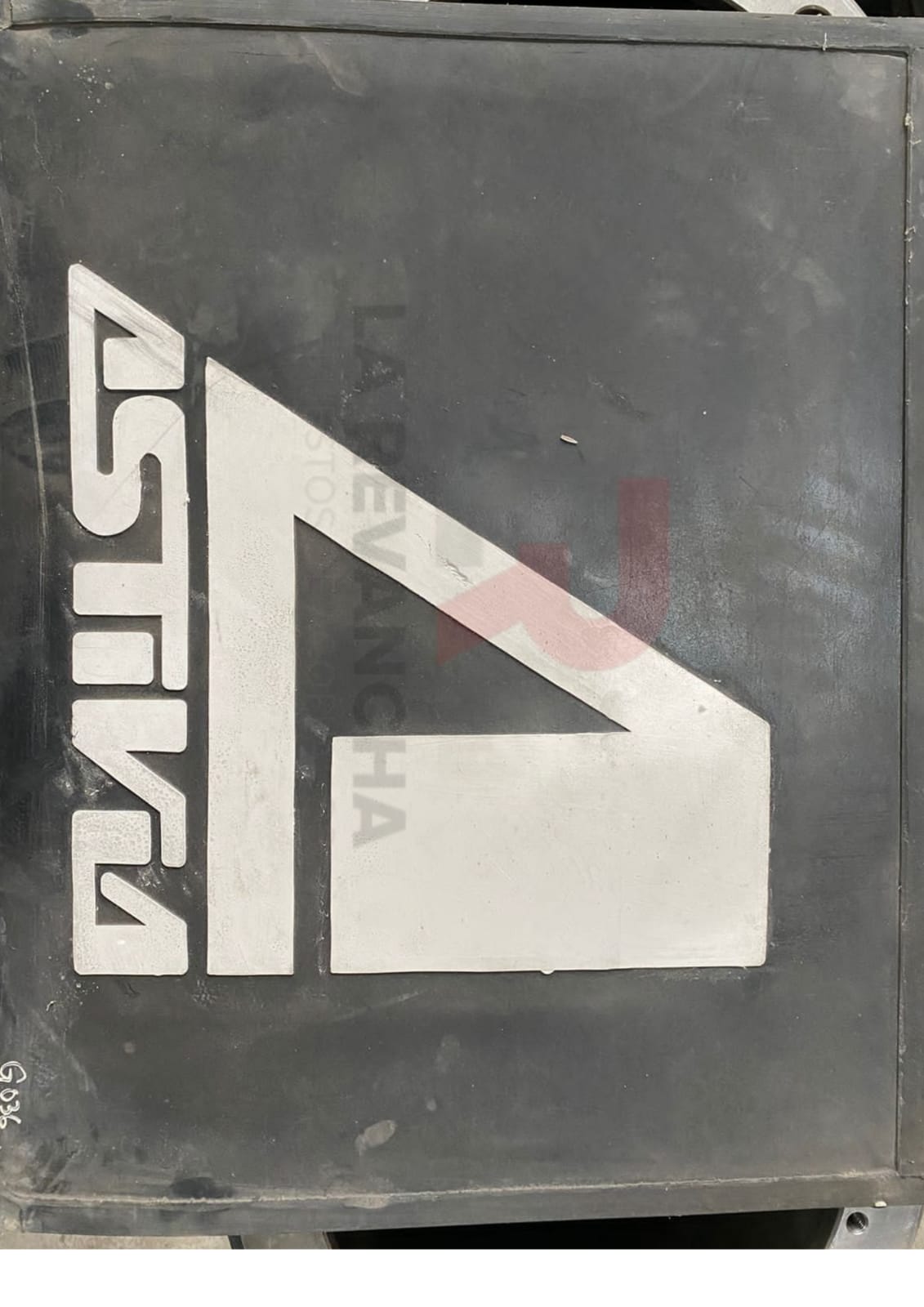 Guardafango de goma ASTIVIA 650  x 560mm Trasero
