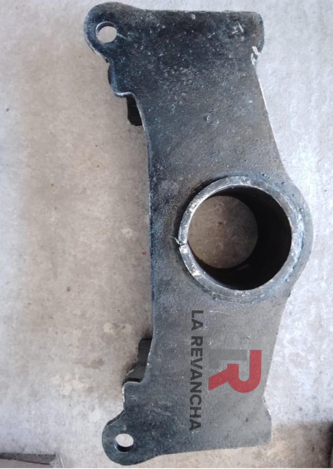 Balancin de fundicion SALTO E.90mm